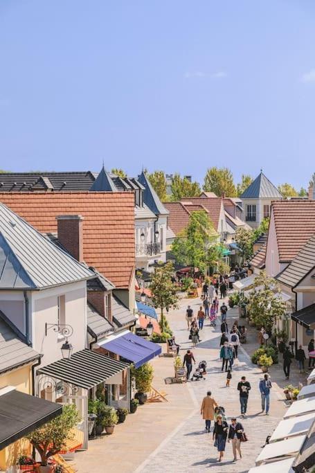 Appartement Spacieux/ Disneyland/Paris/Wifi/Bureau Шамп-сюр-Марн Екстериор снимка